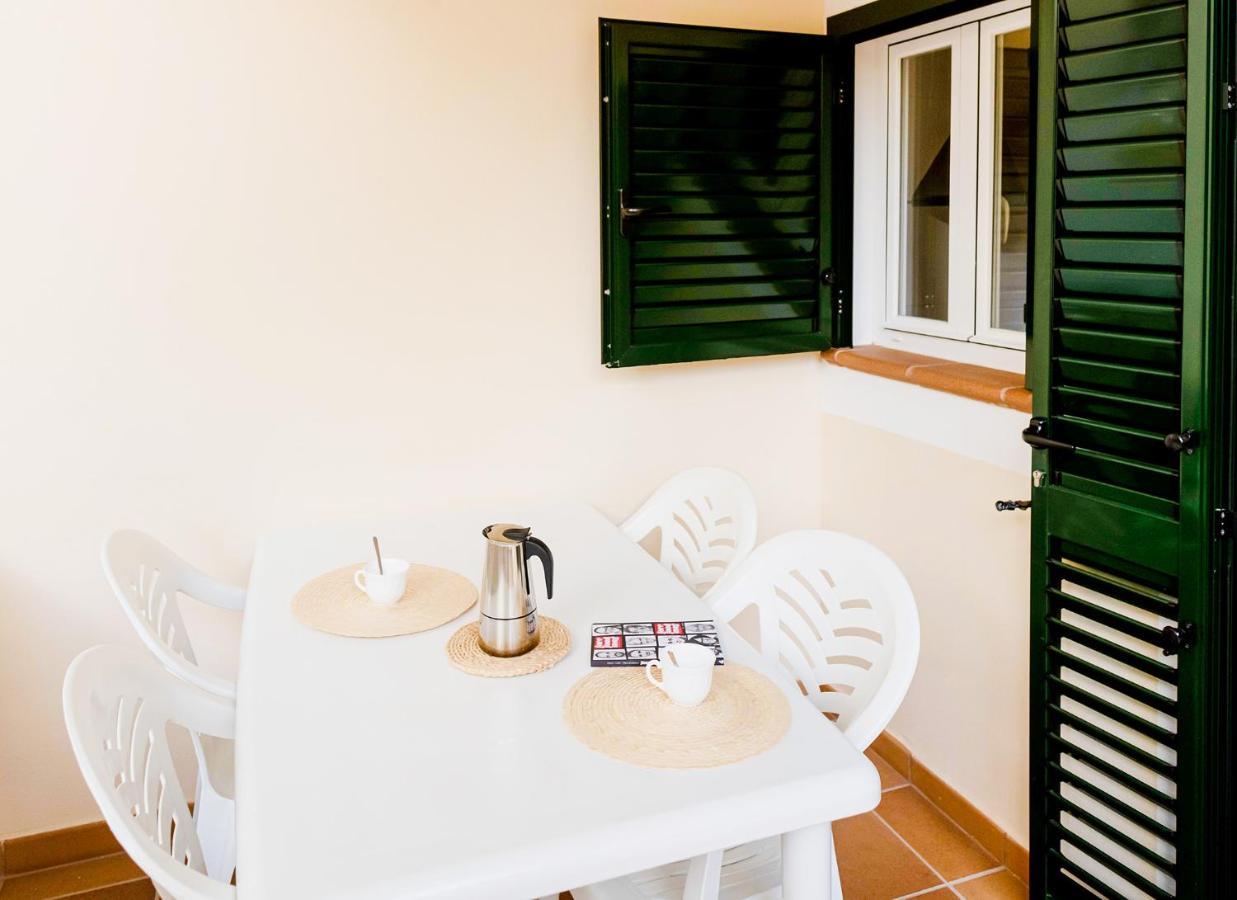 Apartamentos El Pino - Formentera Break Es Caló Exterior foto
